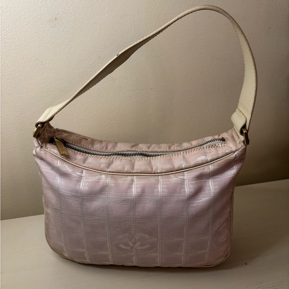CHANEL PINK SHOULDER BAG